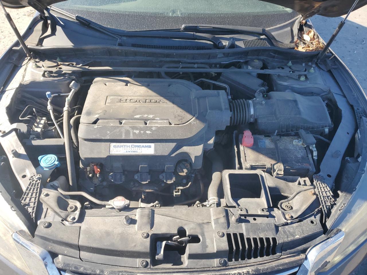 2014 Honda Accord - Image 13