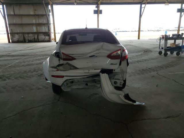 FORD FIESTA 2018 Білий
