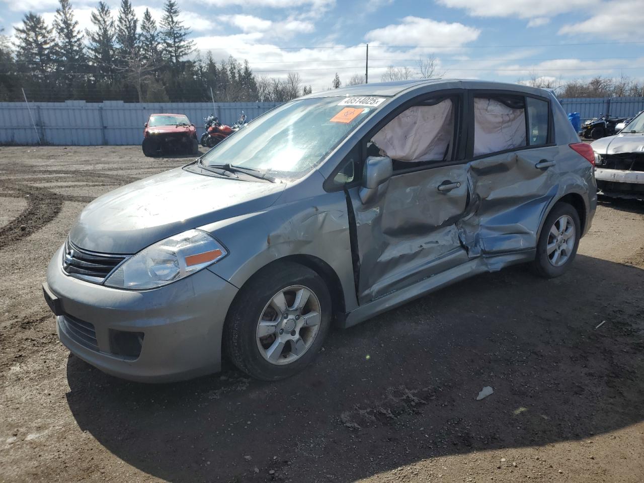 2011 NISSAN VERSA