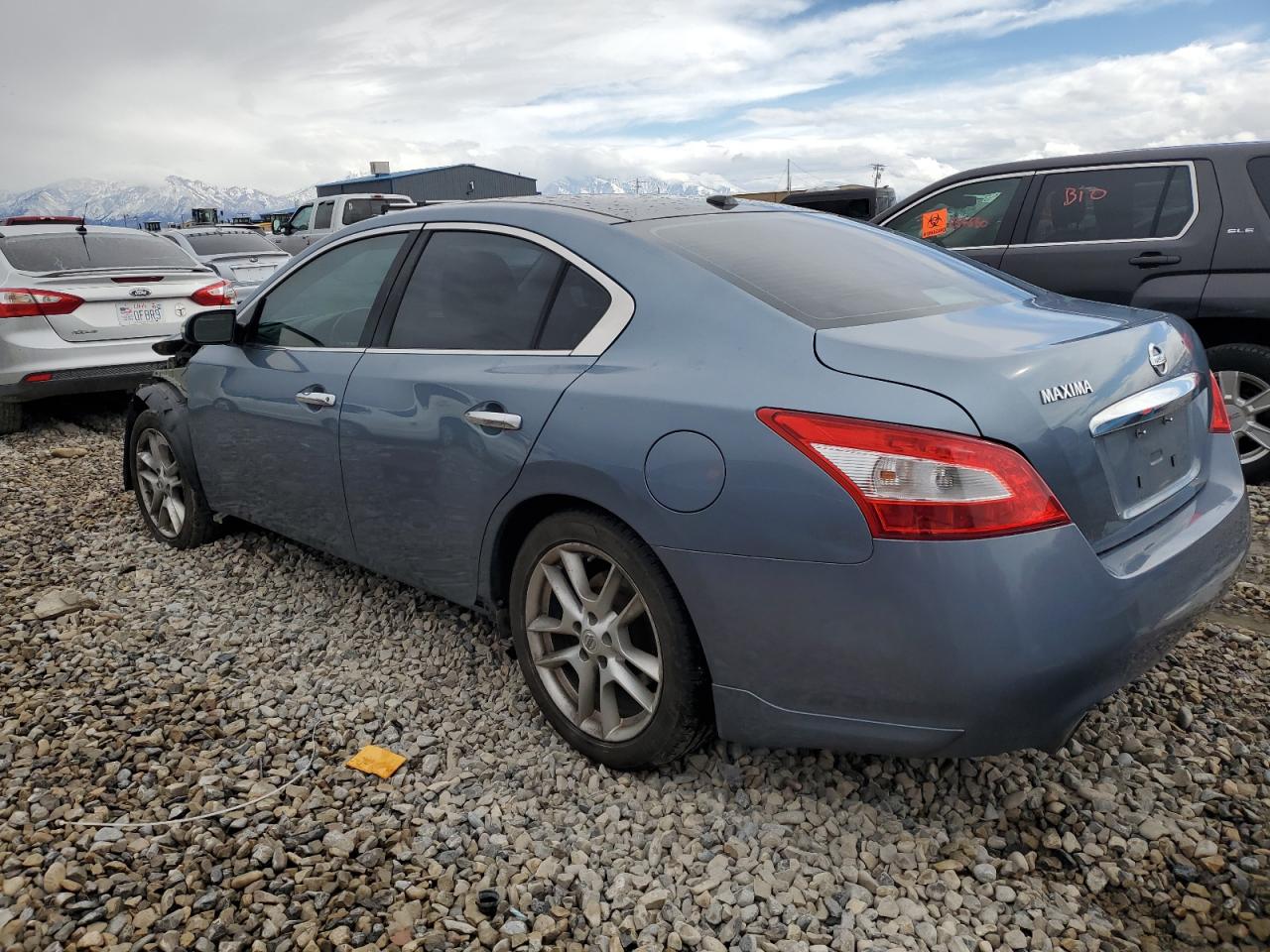 2010 Nissan Maxima - Image 2