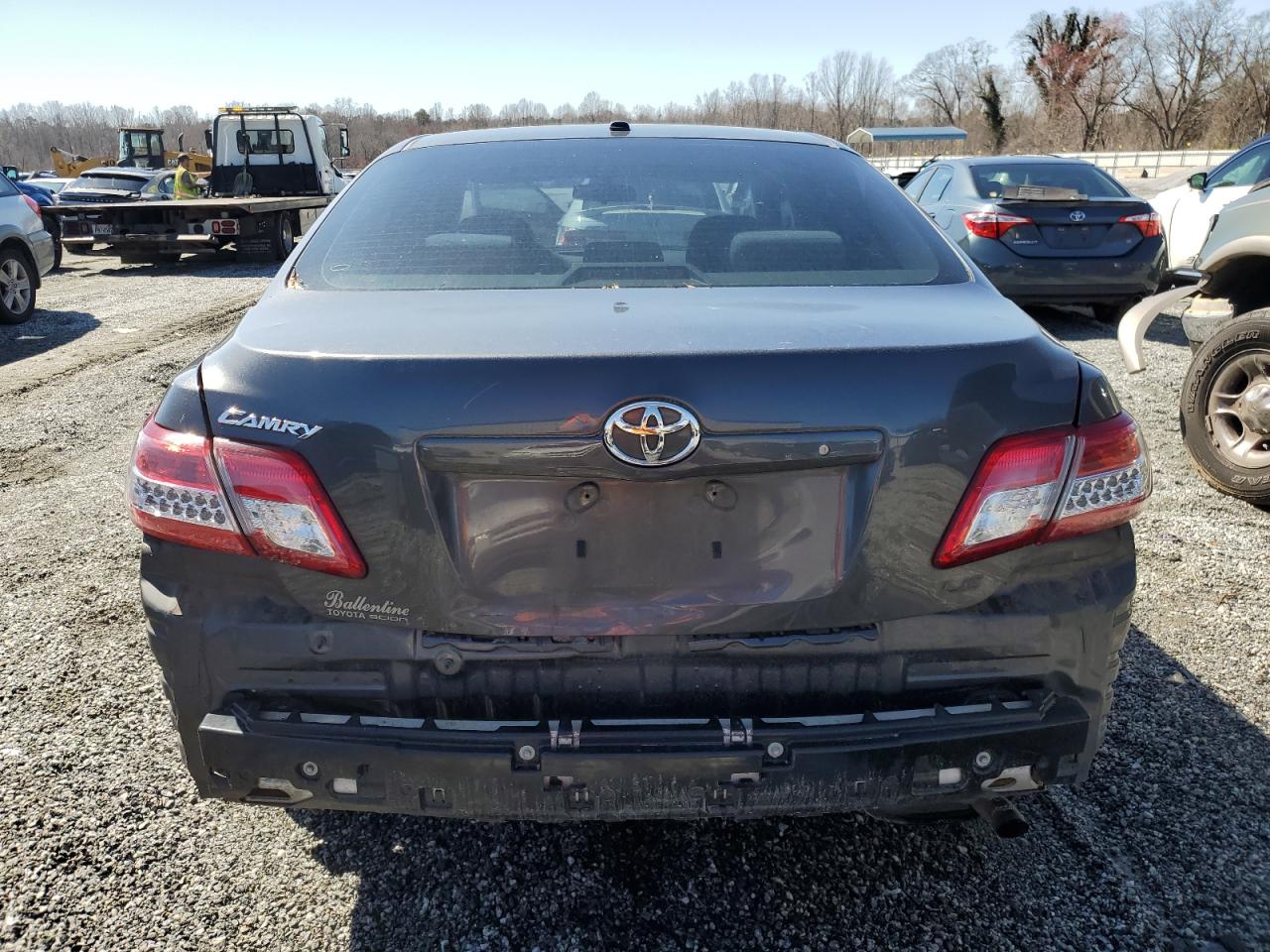2011 Toyota Camry - Image 6