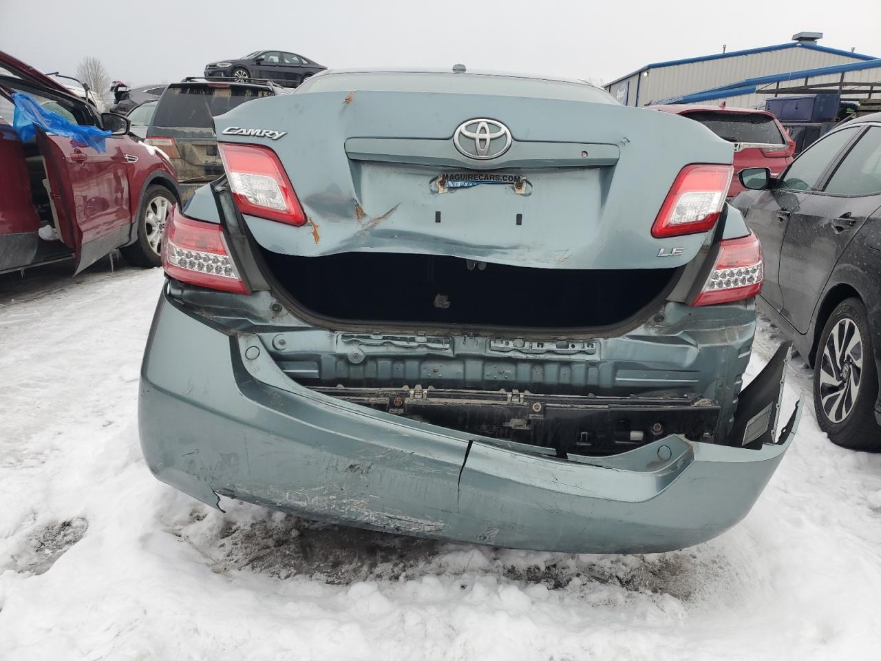 2010 Toyota Camry - Image 6