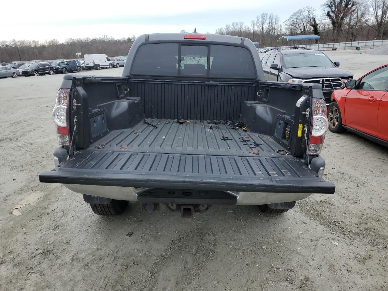 2012 Toyota Tacoma - Image 6