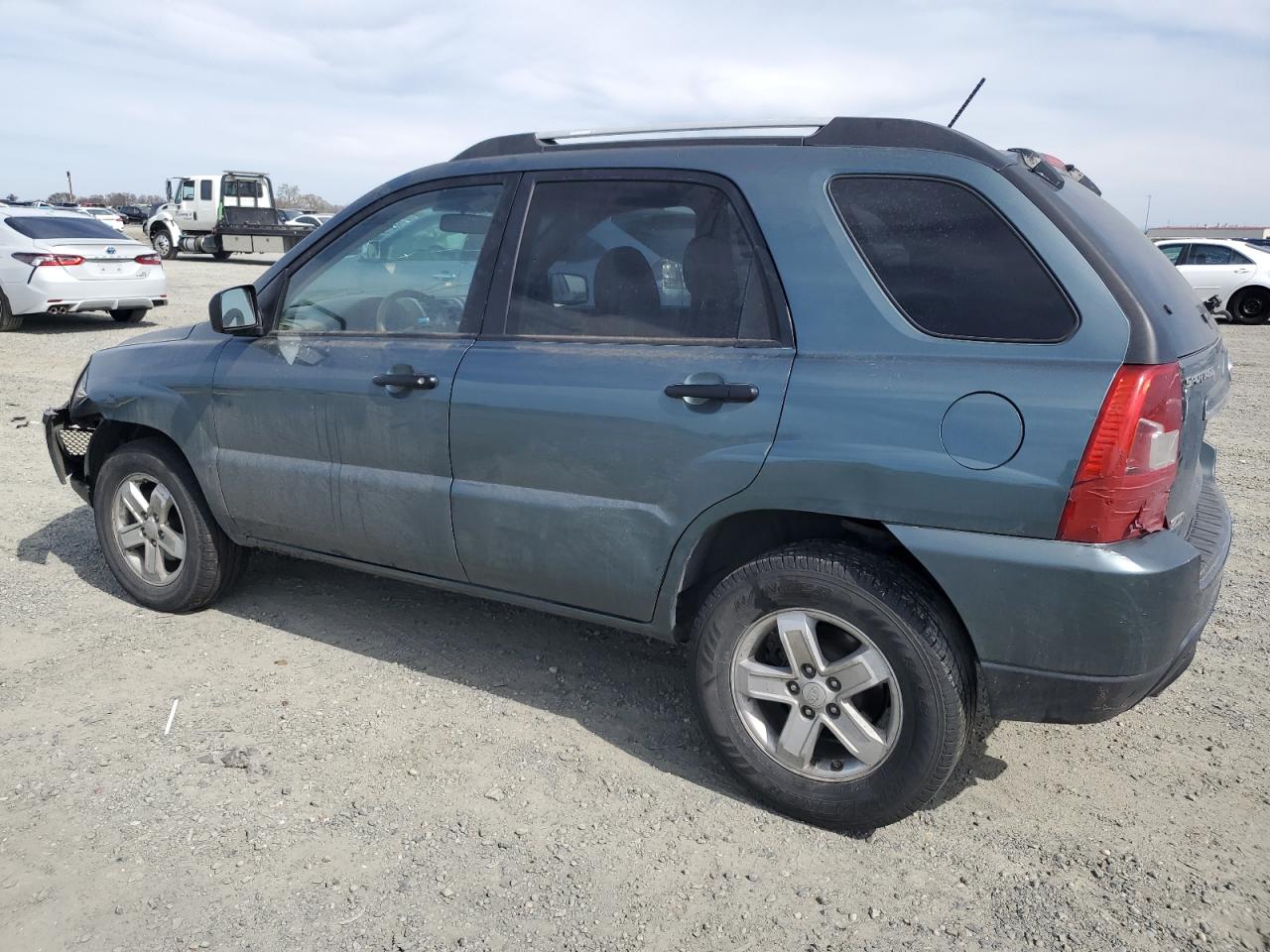 2009 Kia Sportage - Image 2