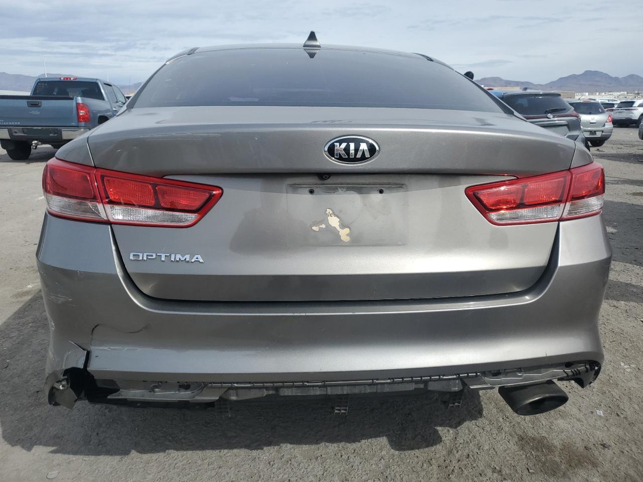2016 Kia Optima - Image 6