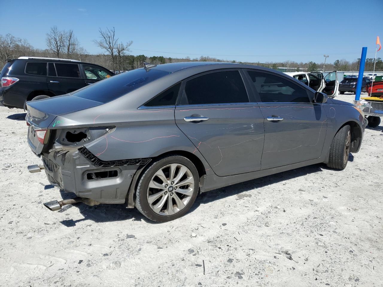 2013 Hyundai Sonata - Image 3