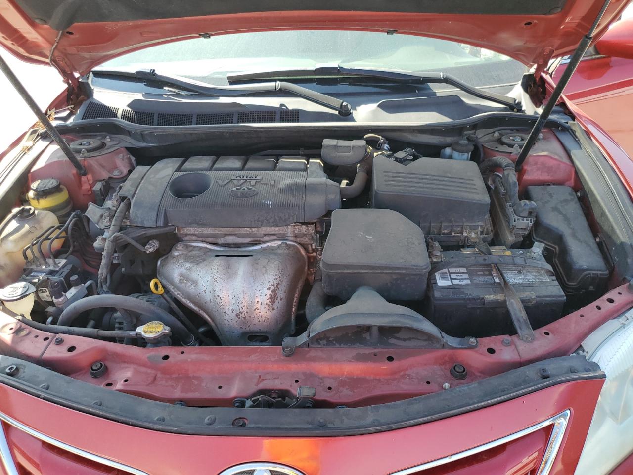 2010 Toyota Camry - Image 11