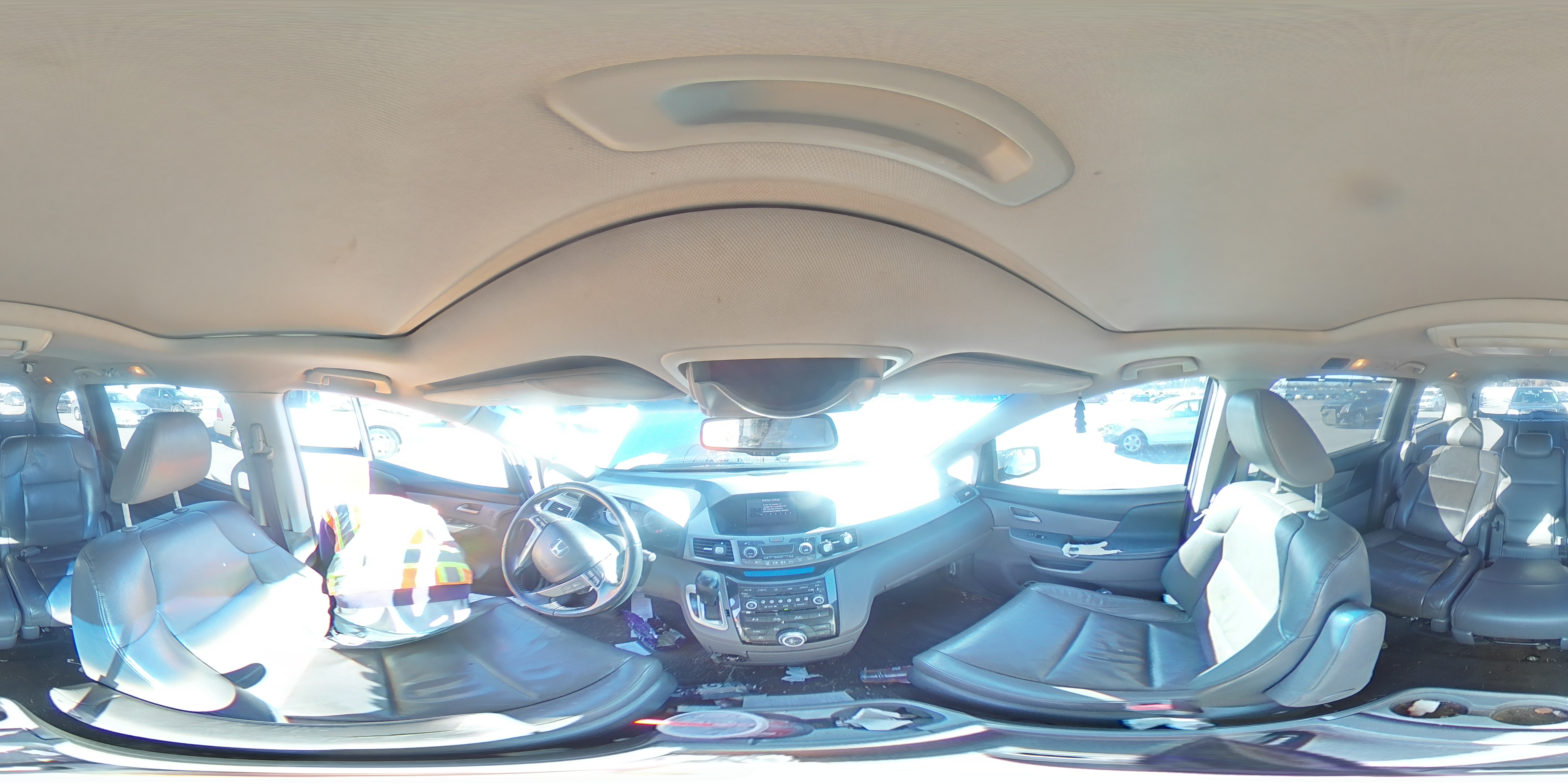 2012 Honda Odyssey - Image 14