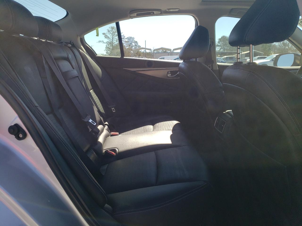 2018 Infiniti Q50 - Image 10