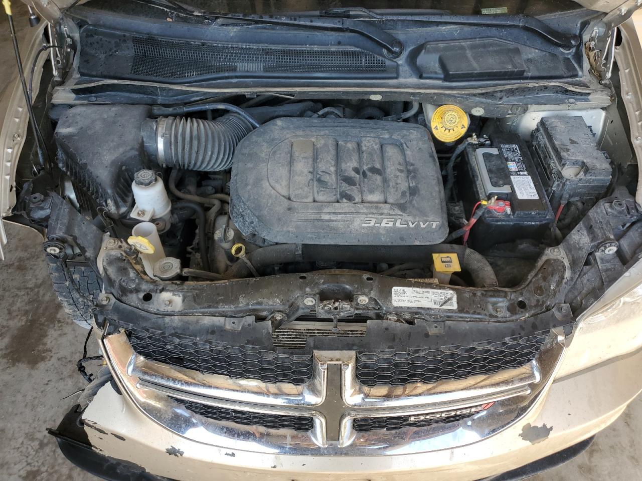 2016 Dodge Caravan - Image 12