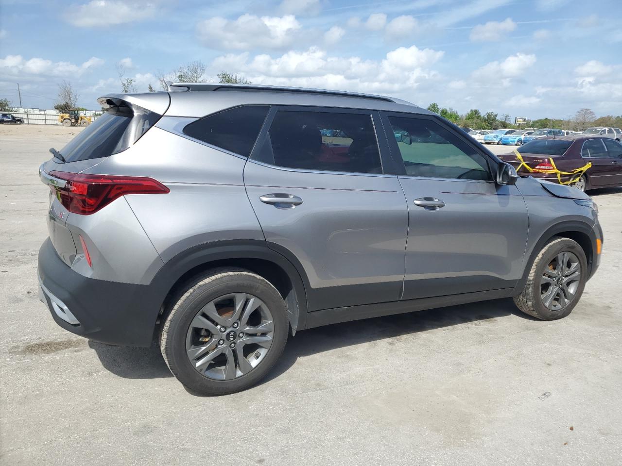 2021 Kia Seltos - Image 3