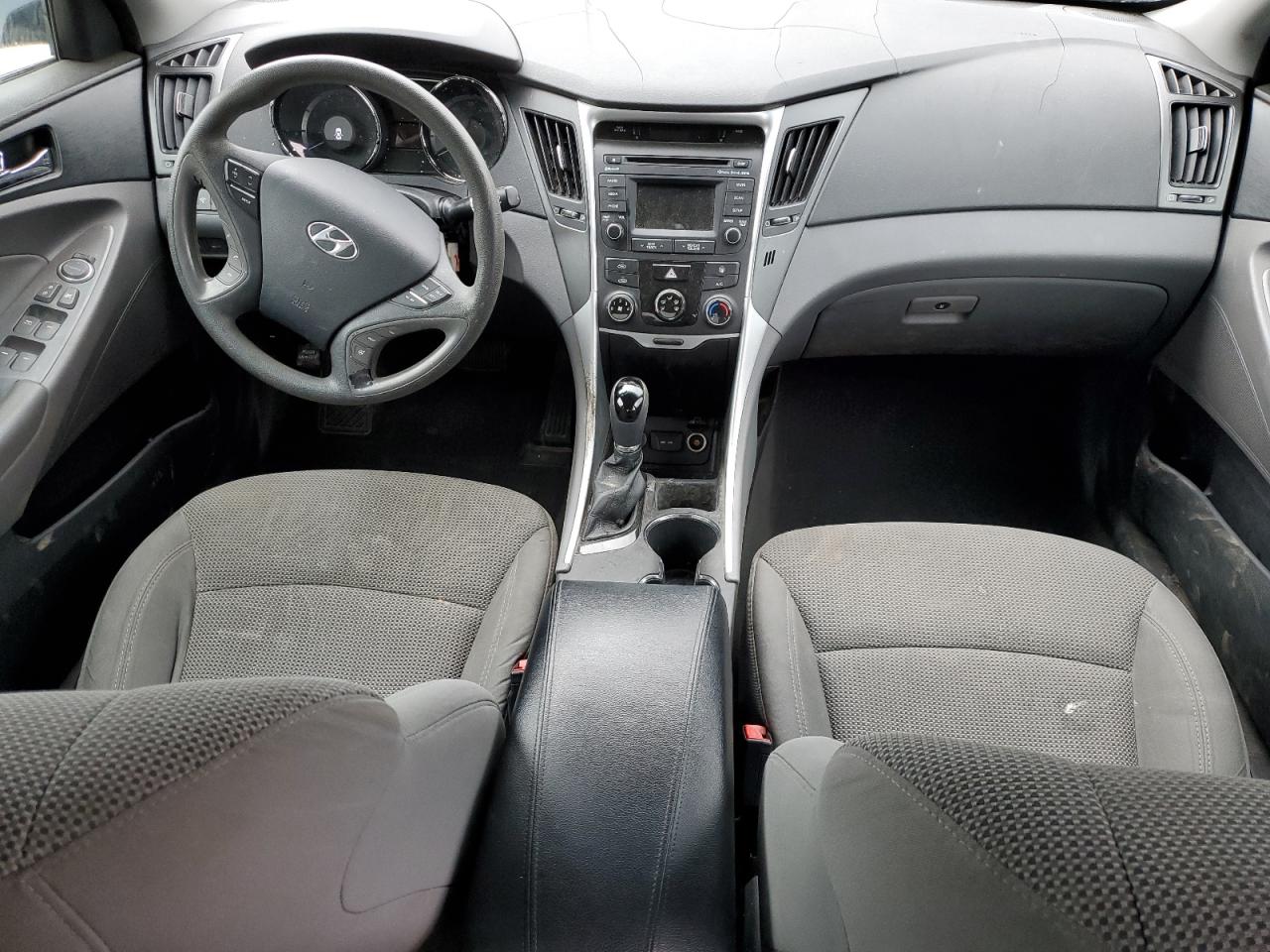 2014 Hyundai Sonata - Image 8