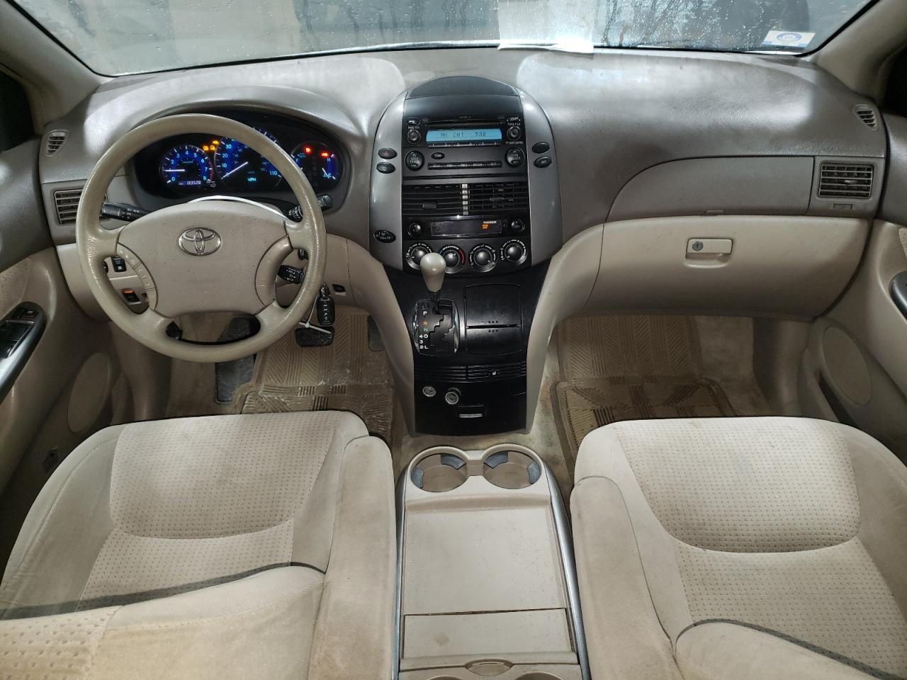 2008 Toyota Sienna - Image 8