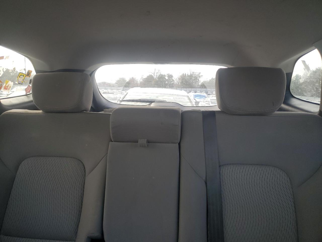 2017 Hyundai Santa Fe - Image 10