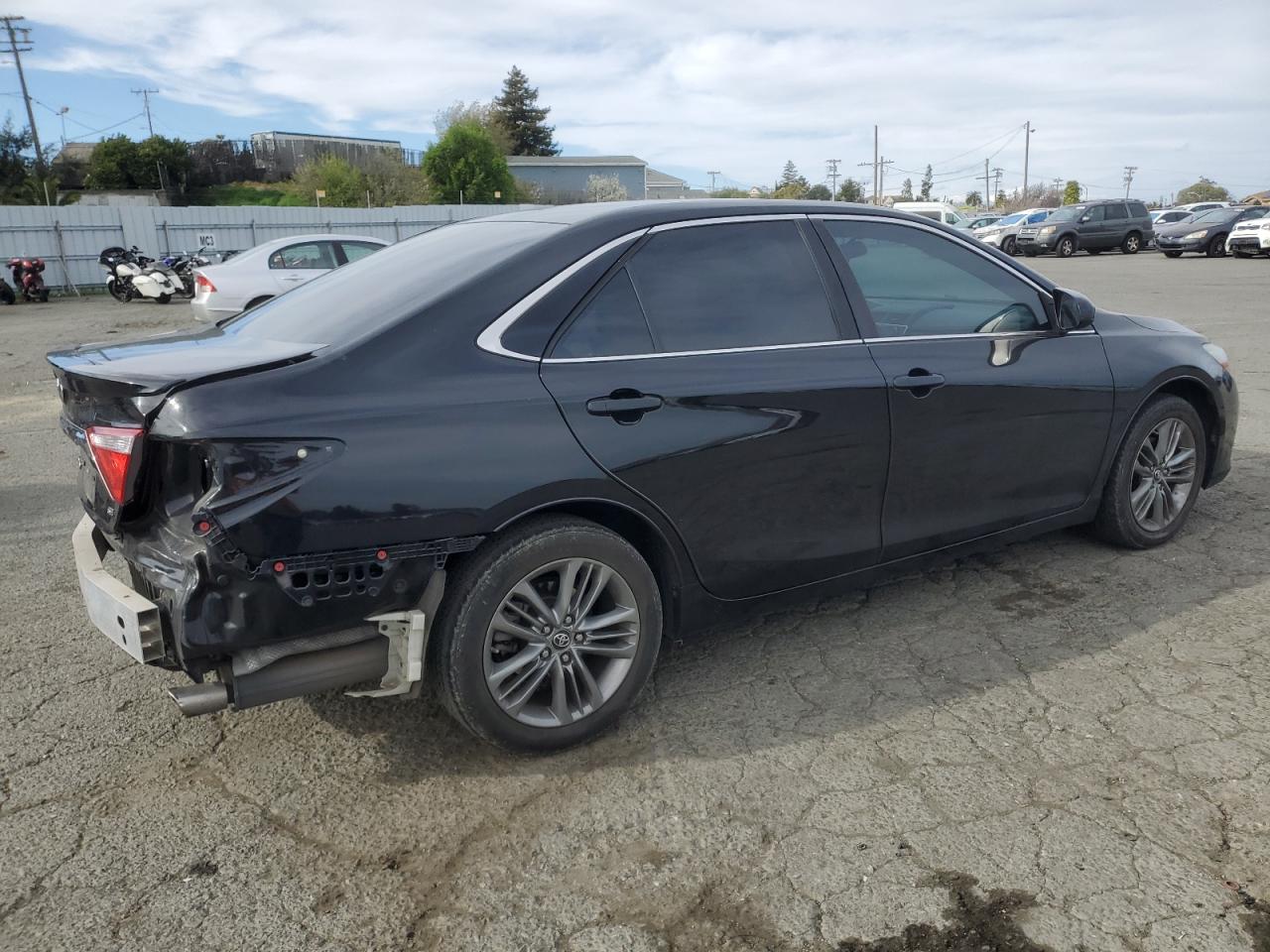 2017 Toyota Camry - Image 3