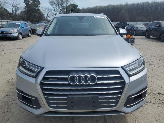 Parquets AUDI Q7 2017 Silver