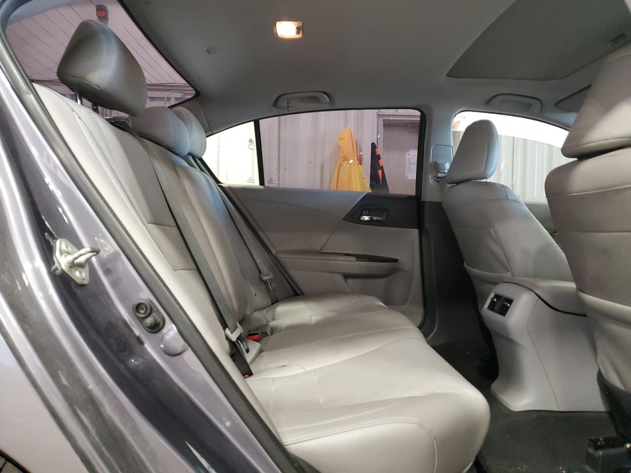2015 Honda Accord - Image 10