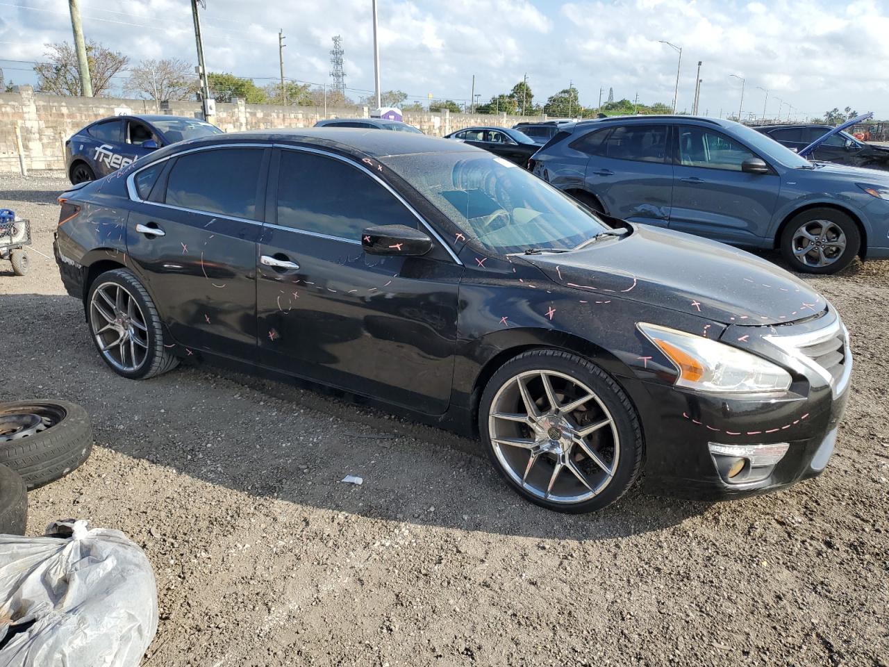 2014 Nissan Altima - Image 4
