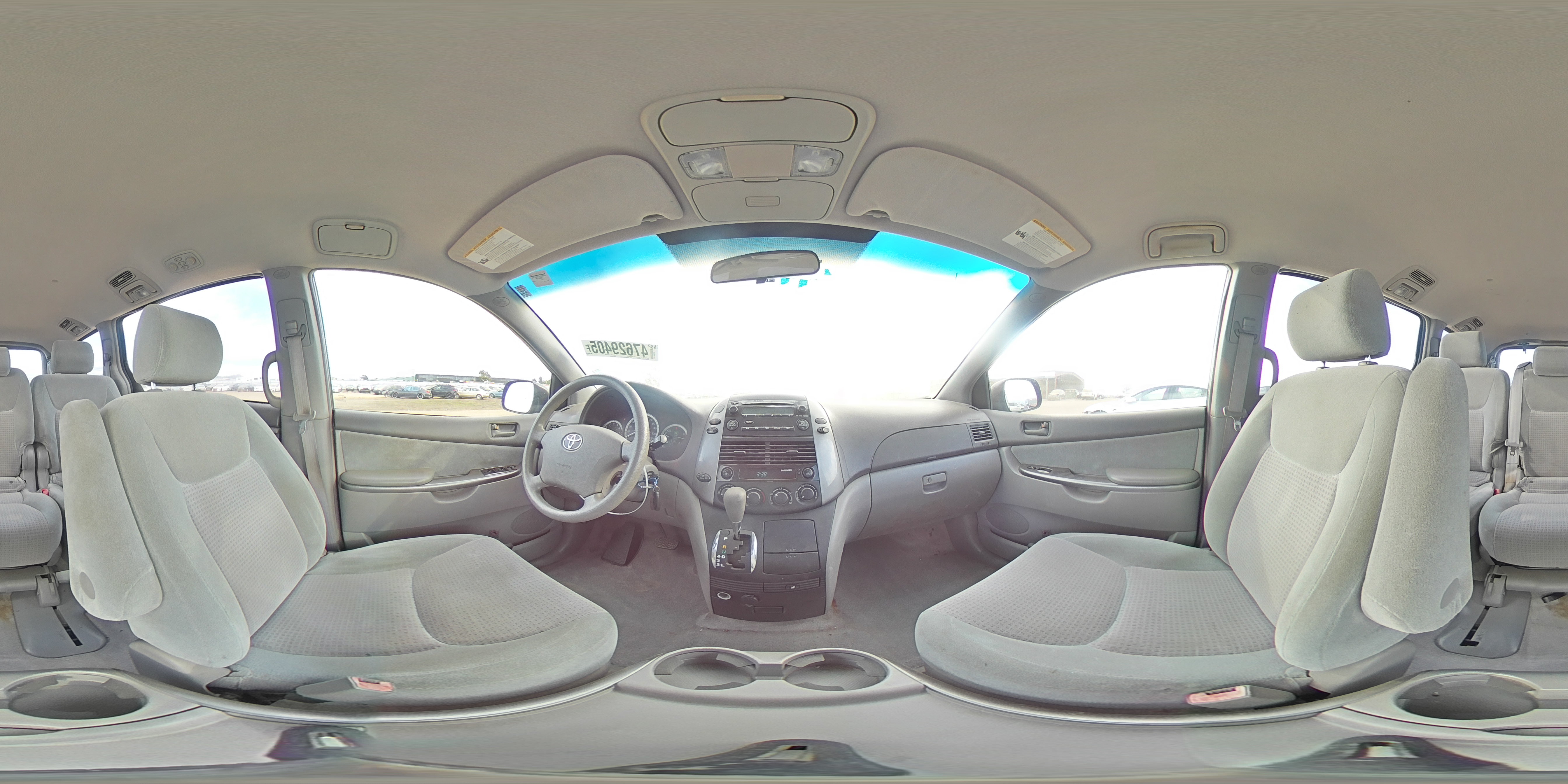 2007 Toyota Sienna - Image 13