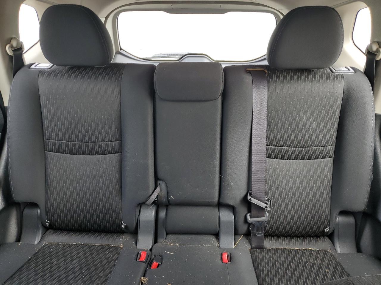 KNMAT2MT7HP540573 NISSAN ROGUE 2017