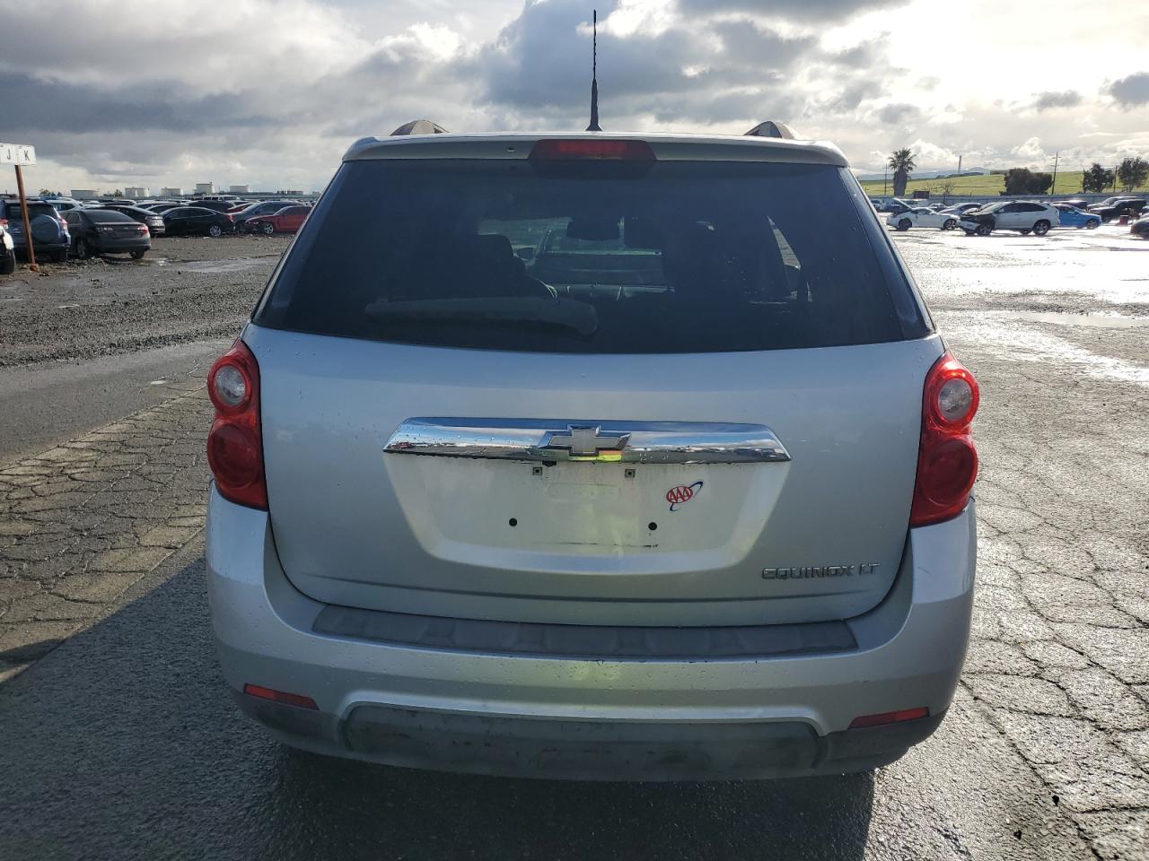 2010 Chevrolet Equinox - Image 6