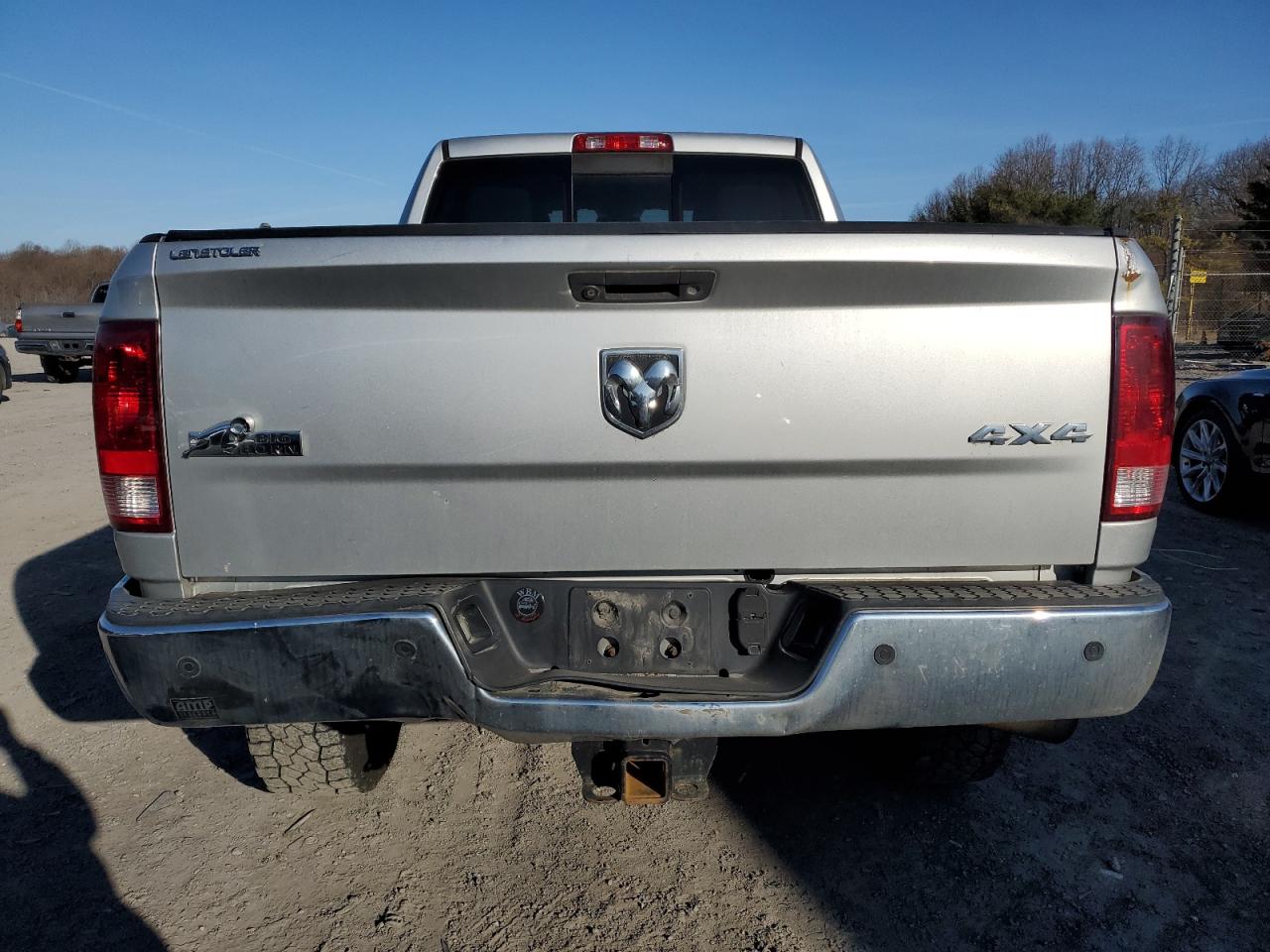 2015 RAM 2500 - Image 6