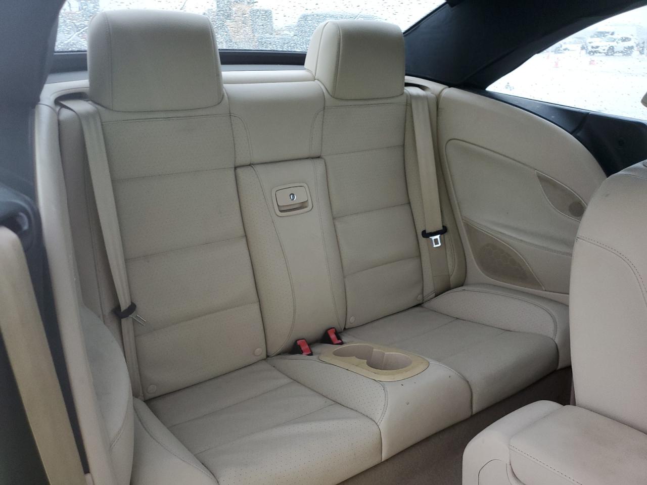 2016 Volkswagen Eos - Image 10