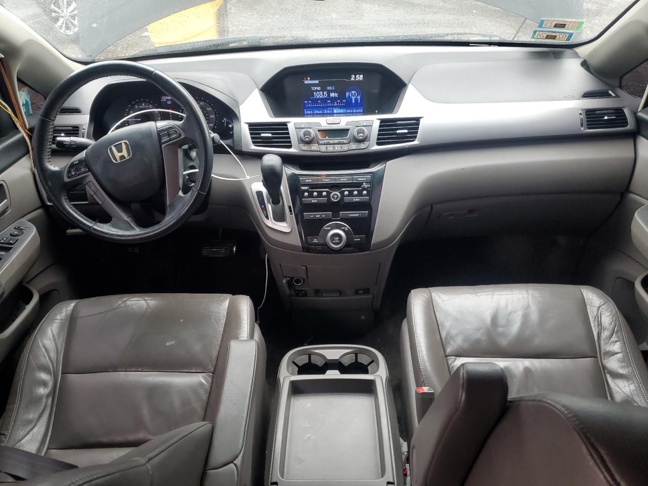 2011 Honda Odyssey - Image 8