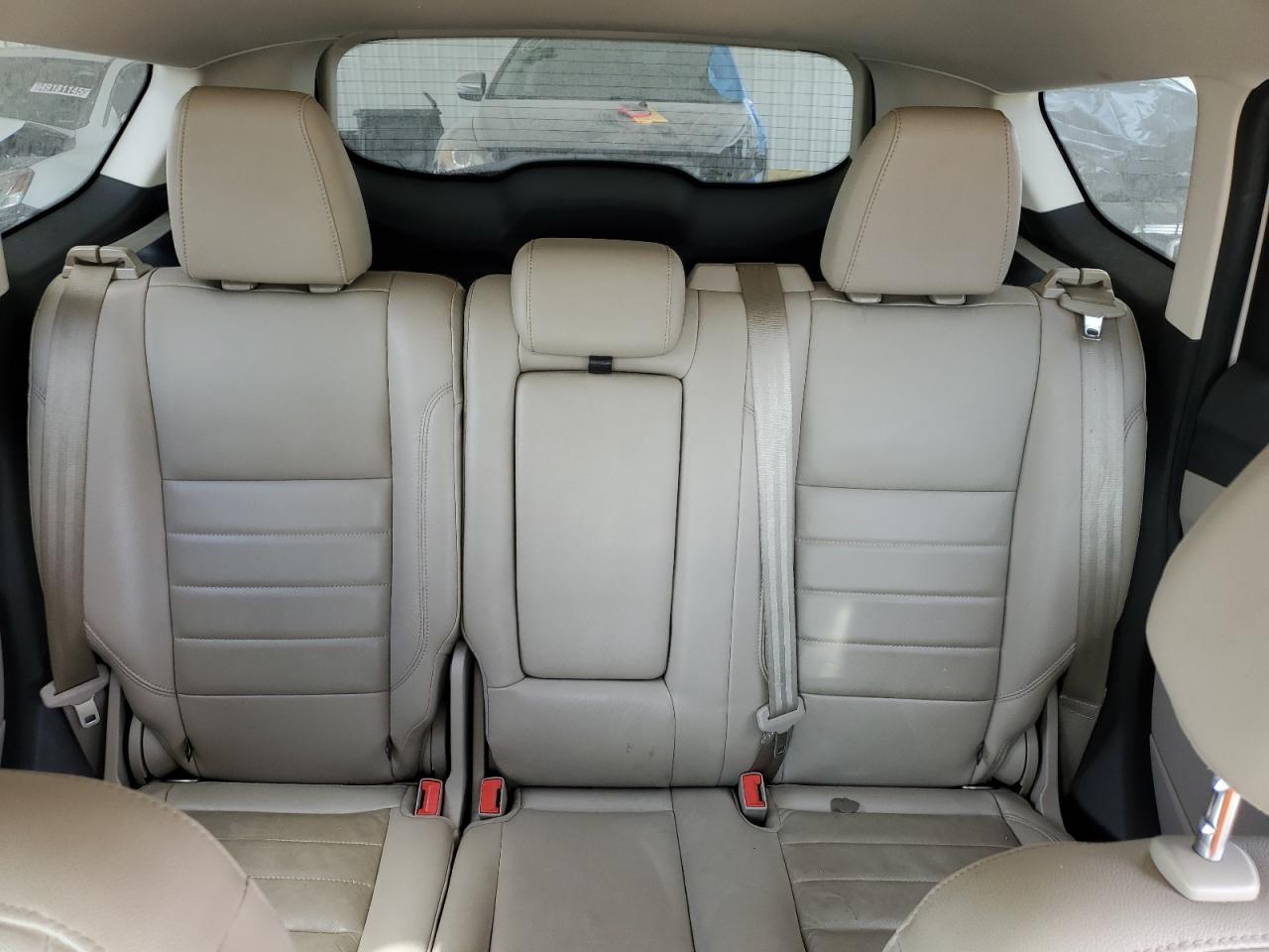 FORD ESCAPE 2016 VIN 1FMCU0J97GUB96581 photo 10