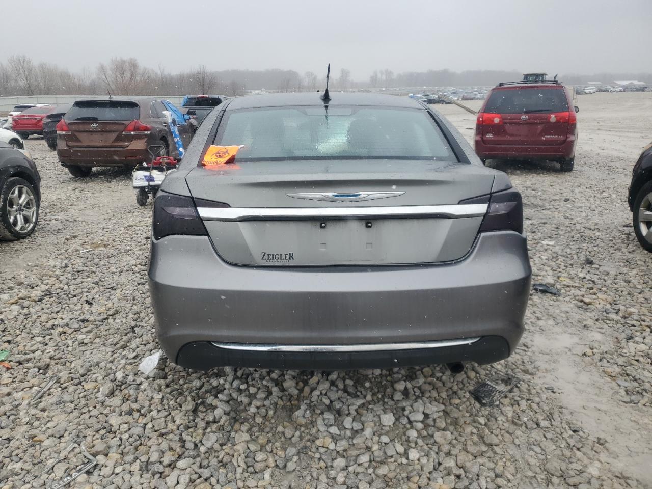 2013 Chrysler 200 Touring VIN: 1C3CCBBBXDN701592 Lot: 48234355