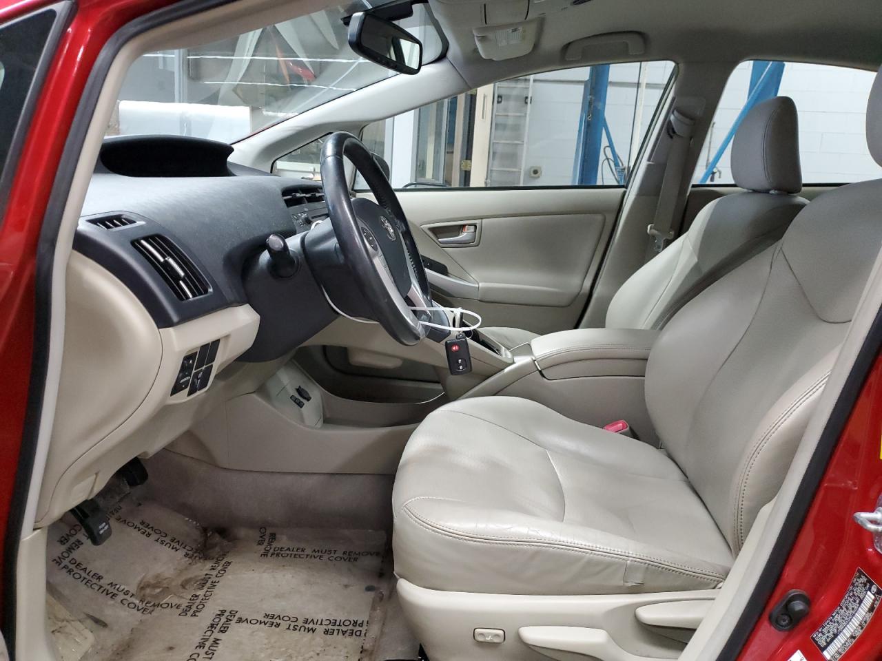 2010 Toyota Prius - Image 7
