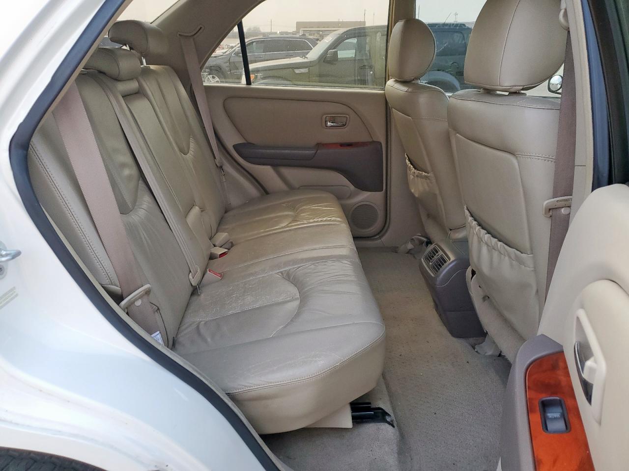 2002 Lexus RX - Image 11