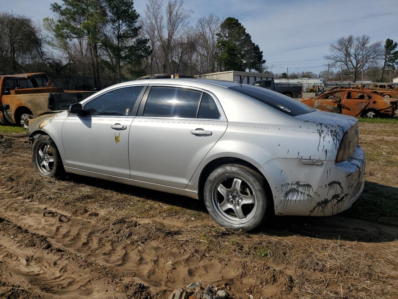 2011 Chevrolet Malibu - Image 2
