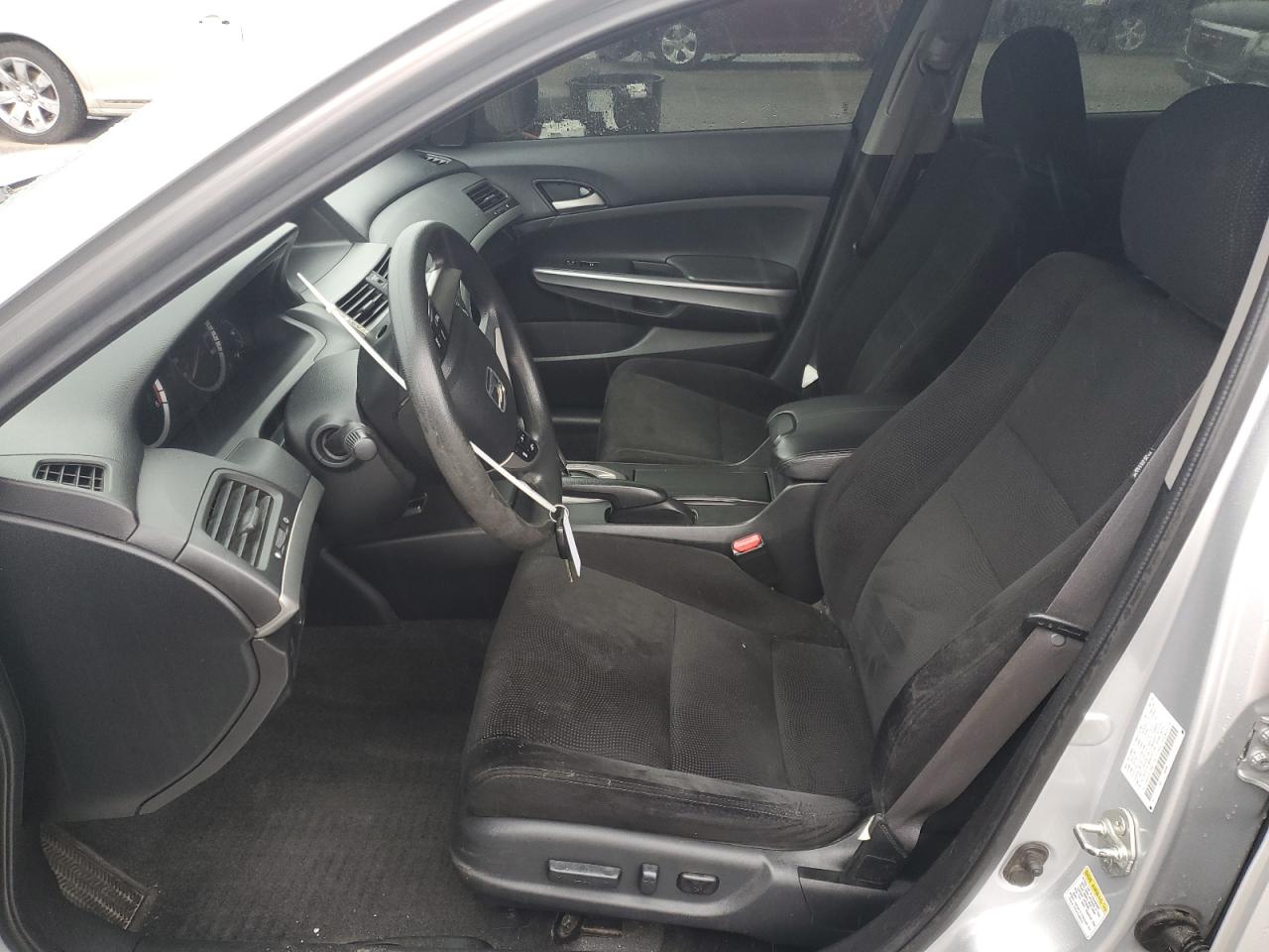2010 Honda Accord - Image 7