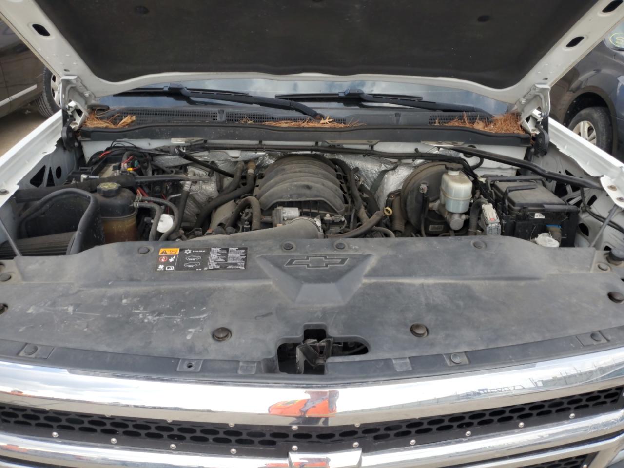 2014 Chevrolet Silverado - Image 11