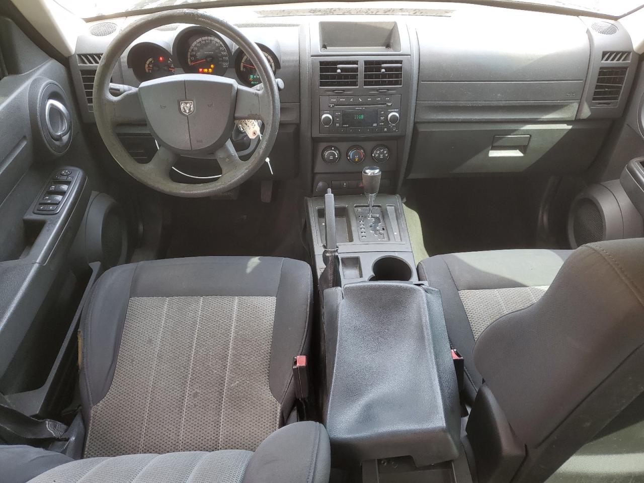 2010 Dodge Nitro - Image 8