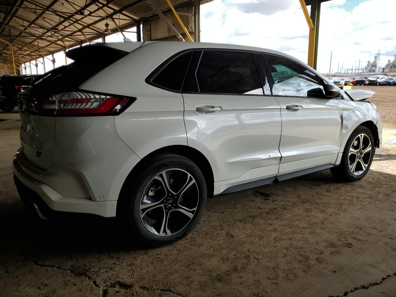 2020 Ford Edge - Image 3