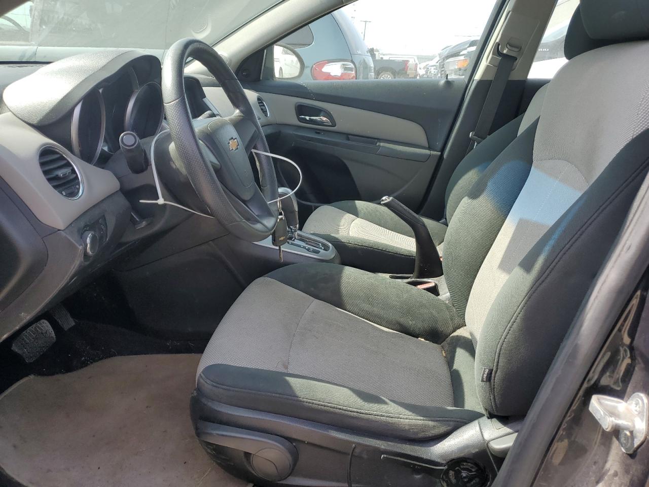 2011 Chevrolet Cruze - Image 7