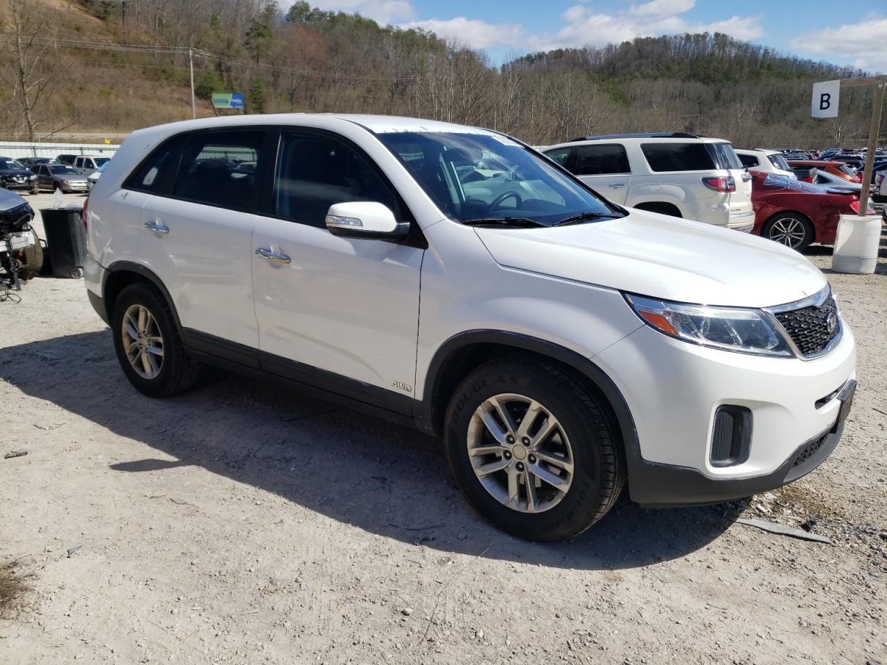 2014 Kia Sorento - Image 4