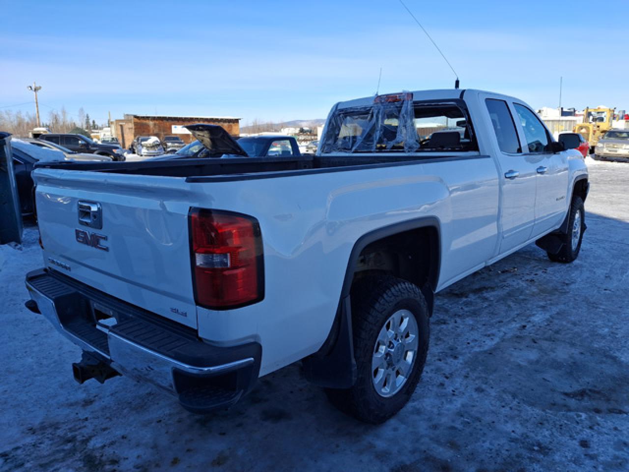 2015 GMC Sierra - Image 3