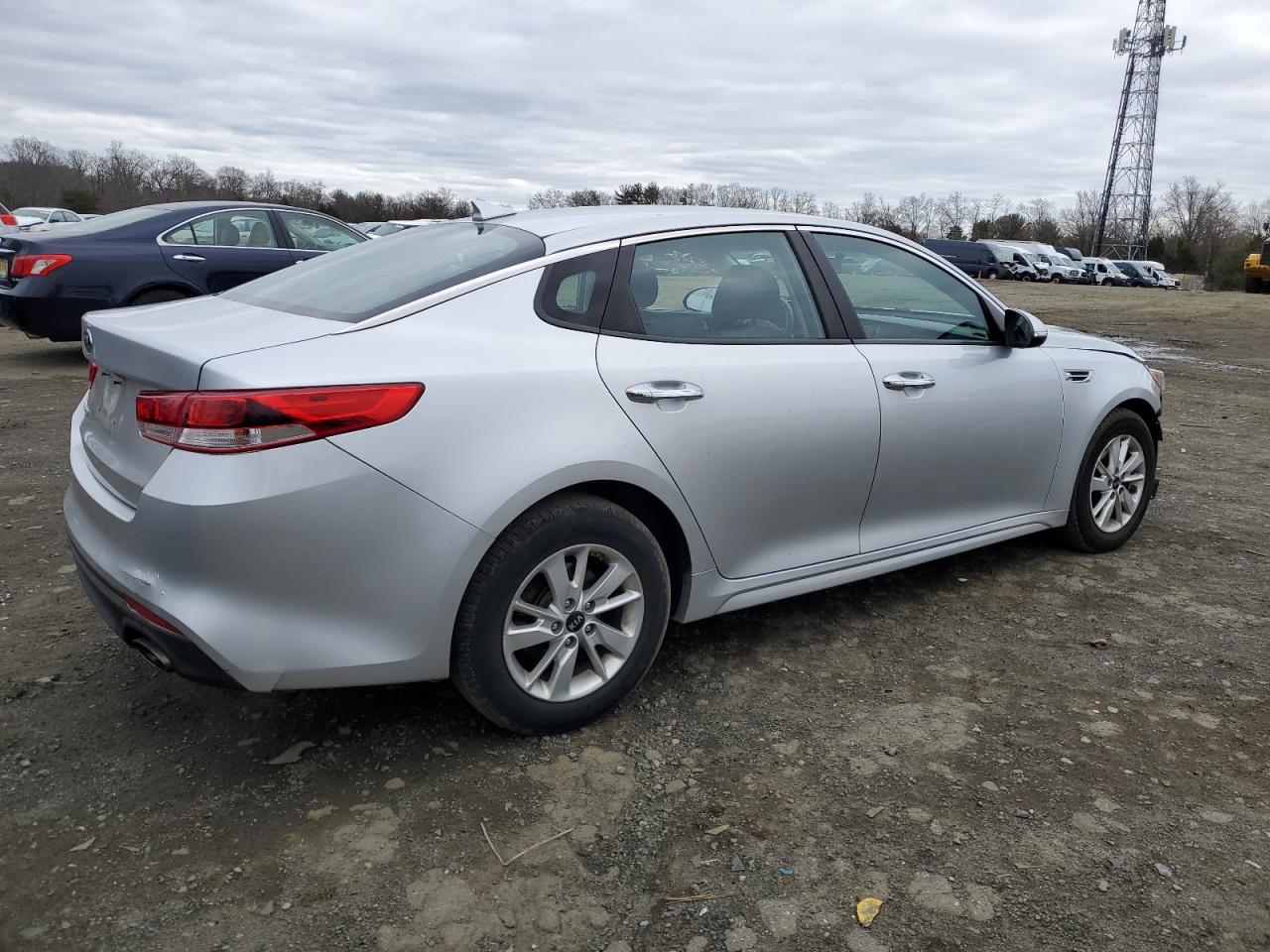 2016 Kia Optima - Image 3