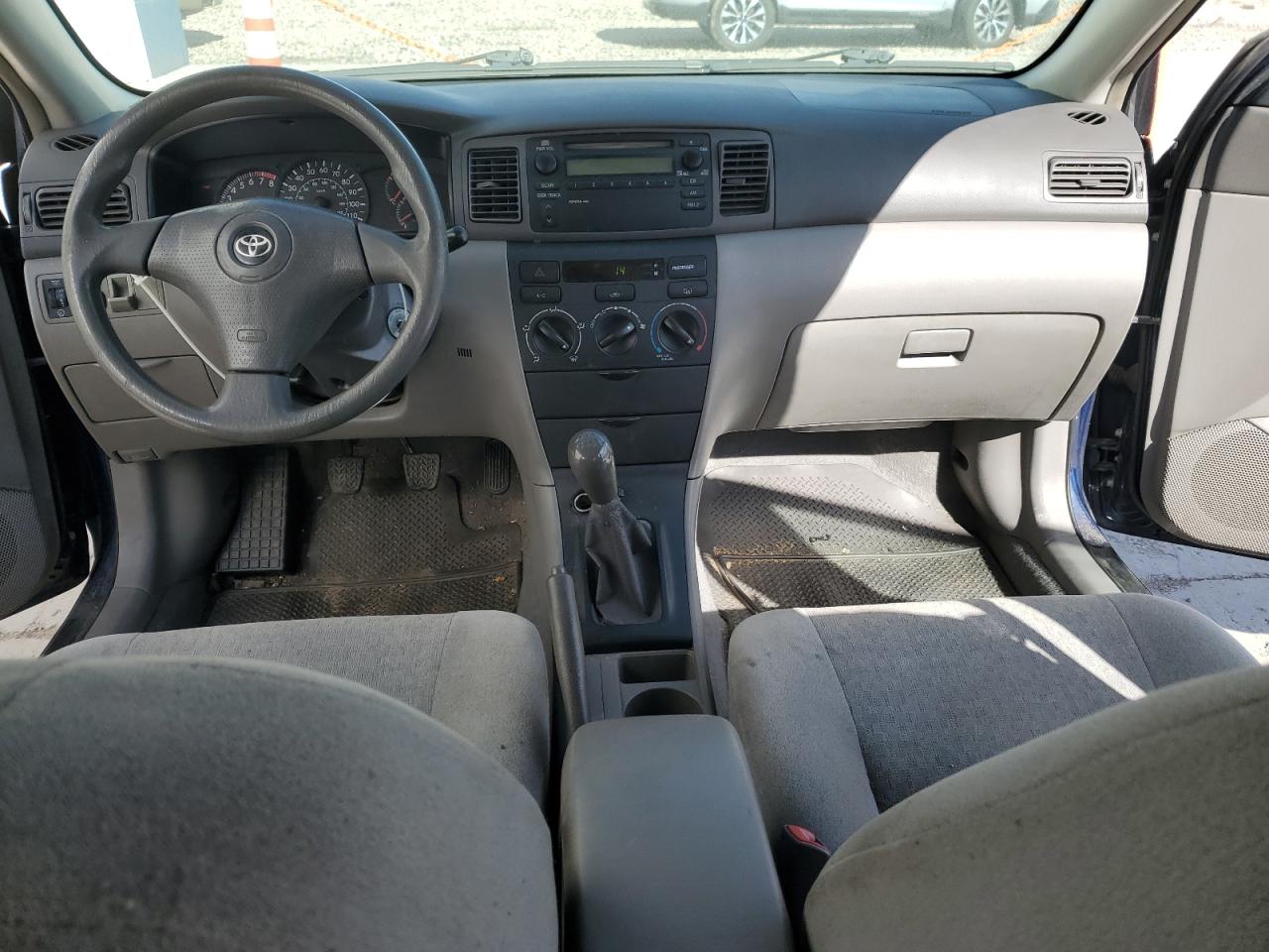 2004 Toyota Corolla - Image 8