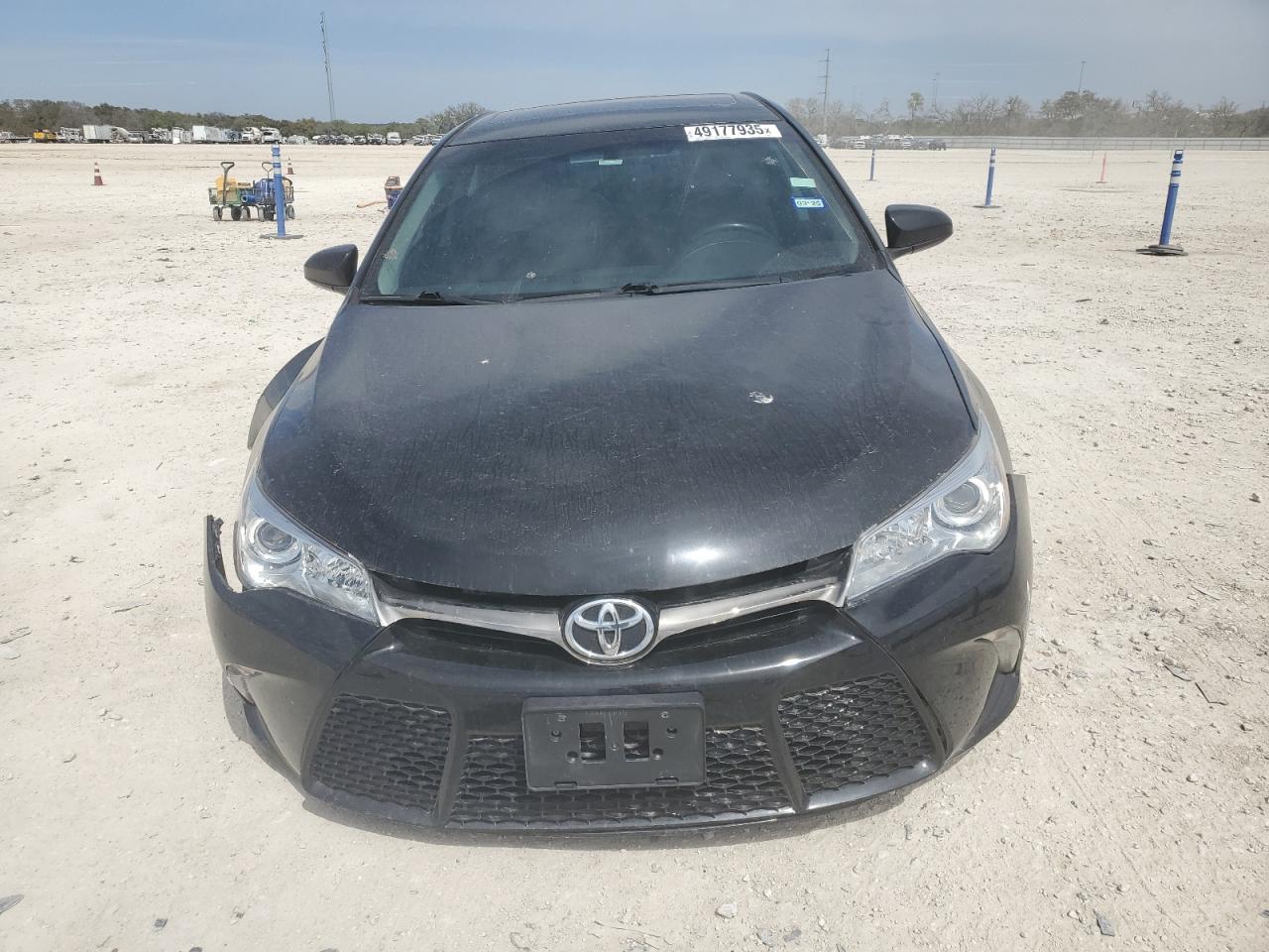 2015 Toyota Camry - Image 5