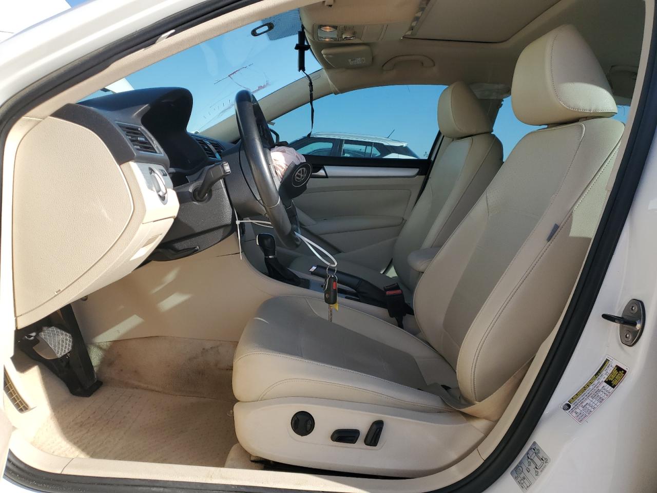 2013 Volkswagen Passat Se VIN: 1VWBP7A34DC142780 Lot: 48653365