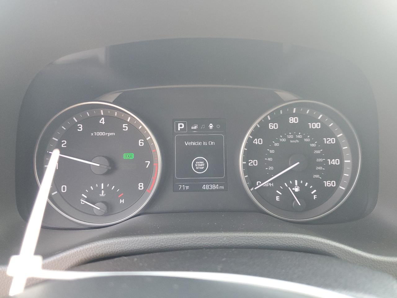 2017 Hyundai Elantra - Image 9