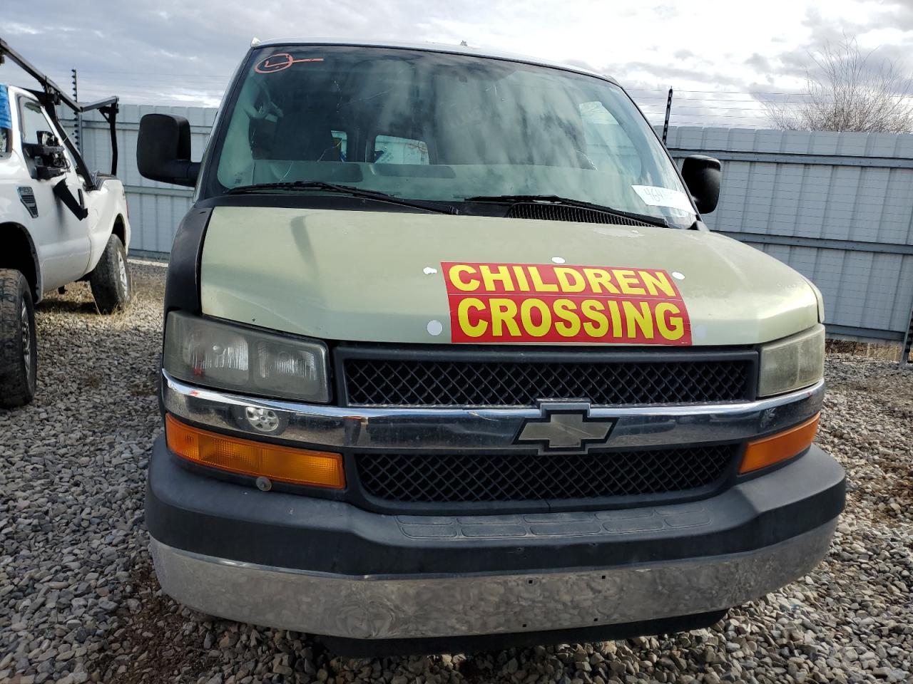 2006 Chevrolet Express - Image 5