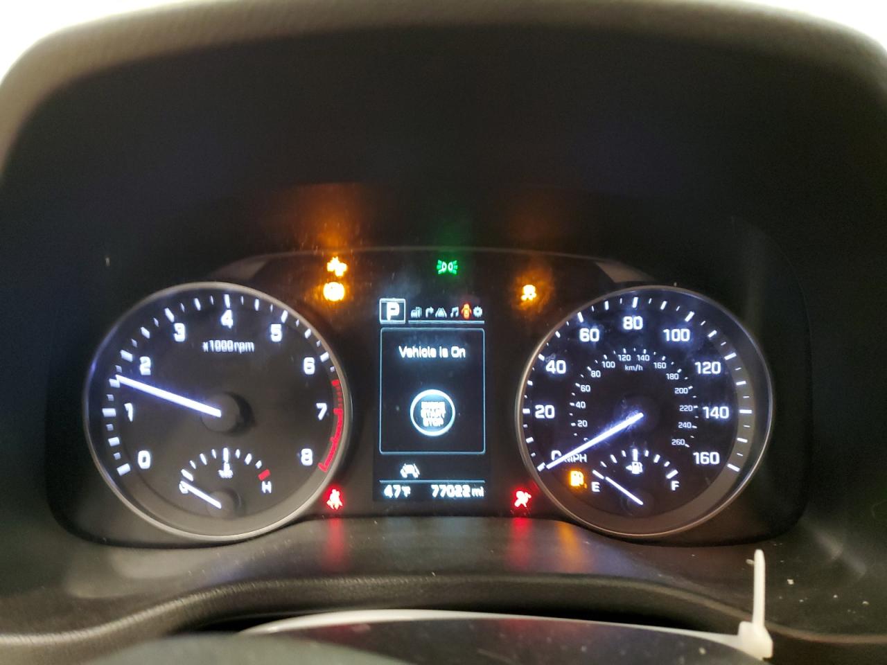2017 Hyundai Elantra - Image 9