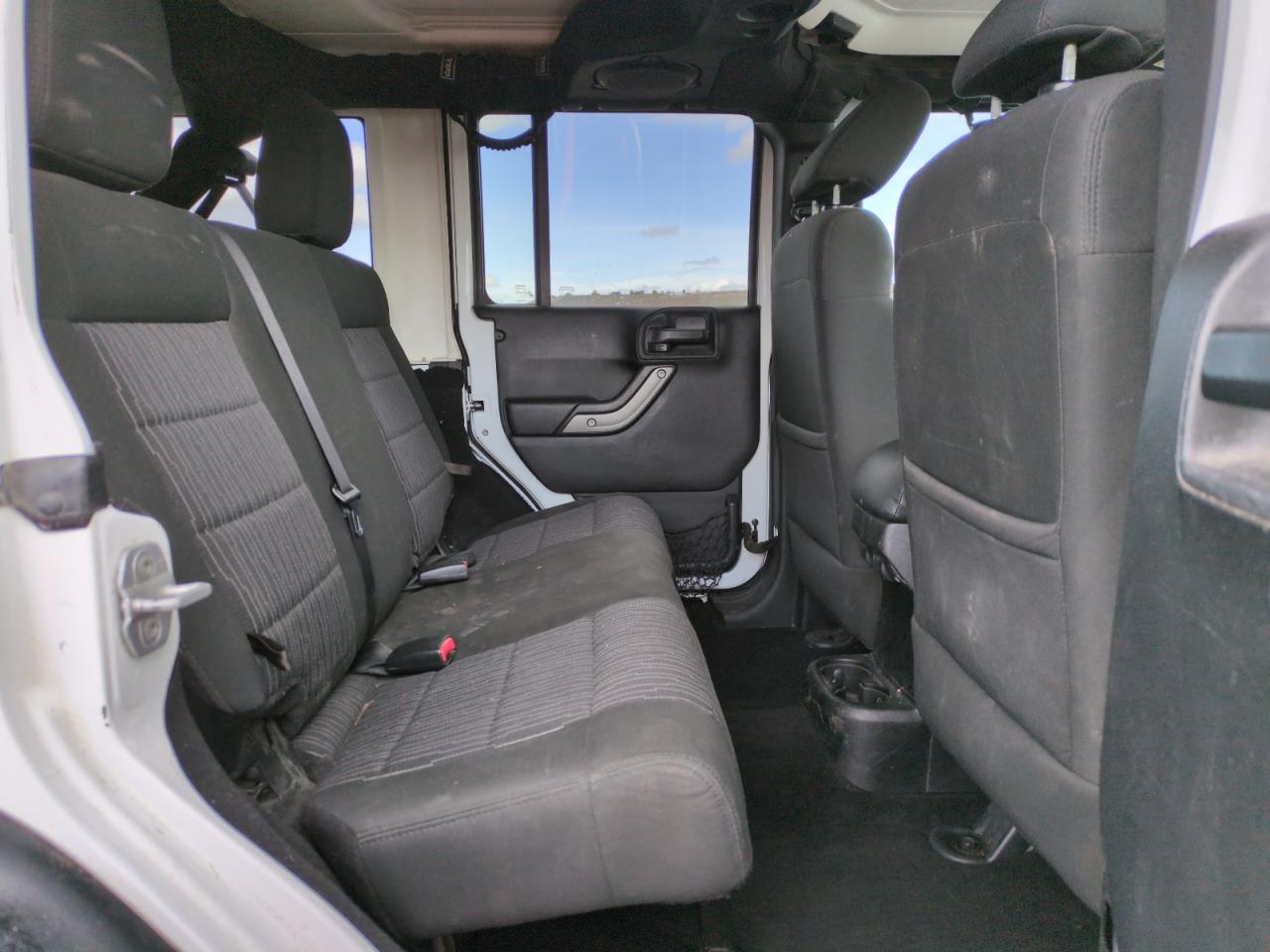 2012 Jeep Wrangler - Image 10