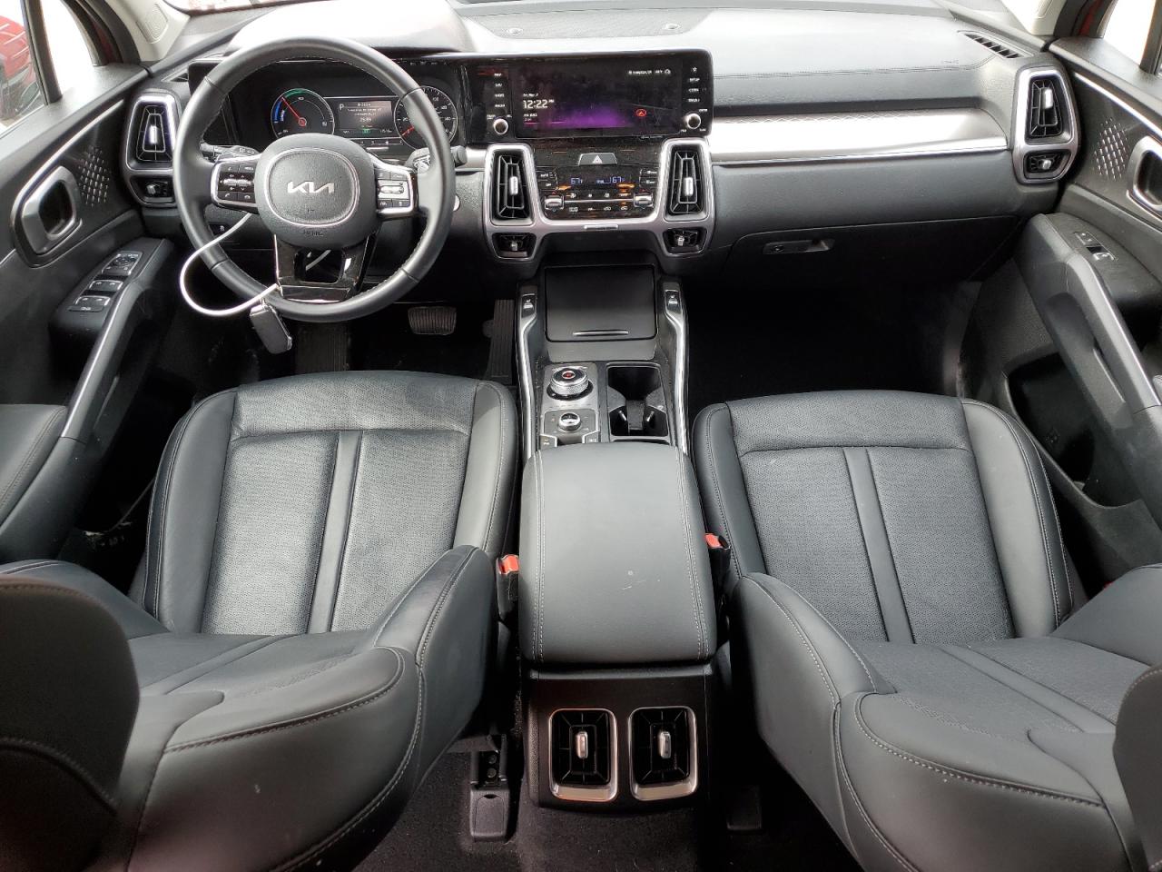 2023 Kia Sorento - Image 8