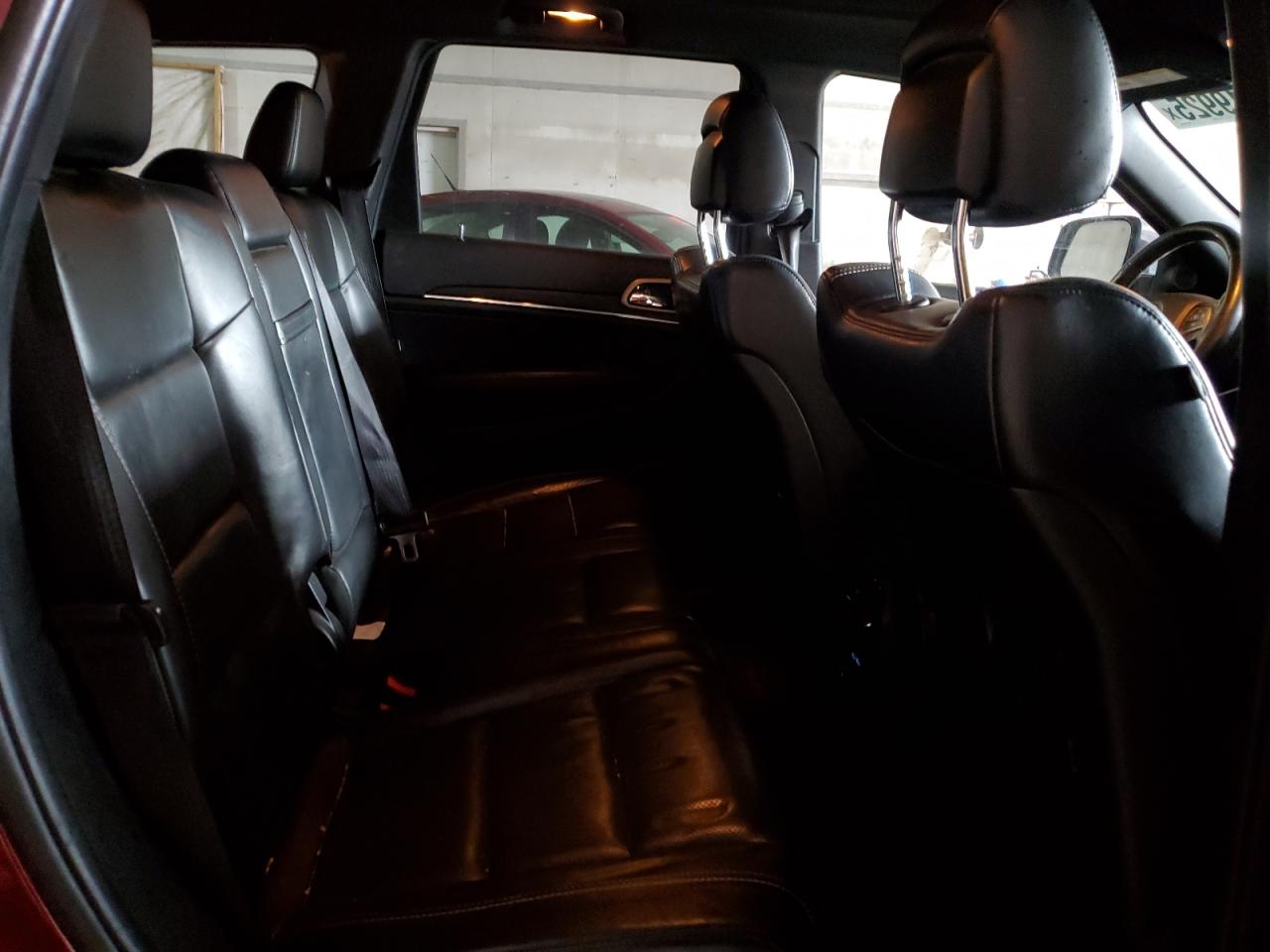 2014 Jeep Grand Cherokee - Image 10